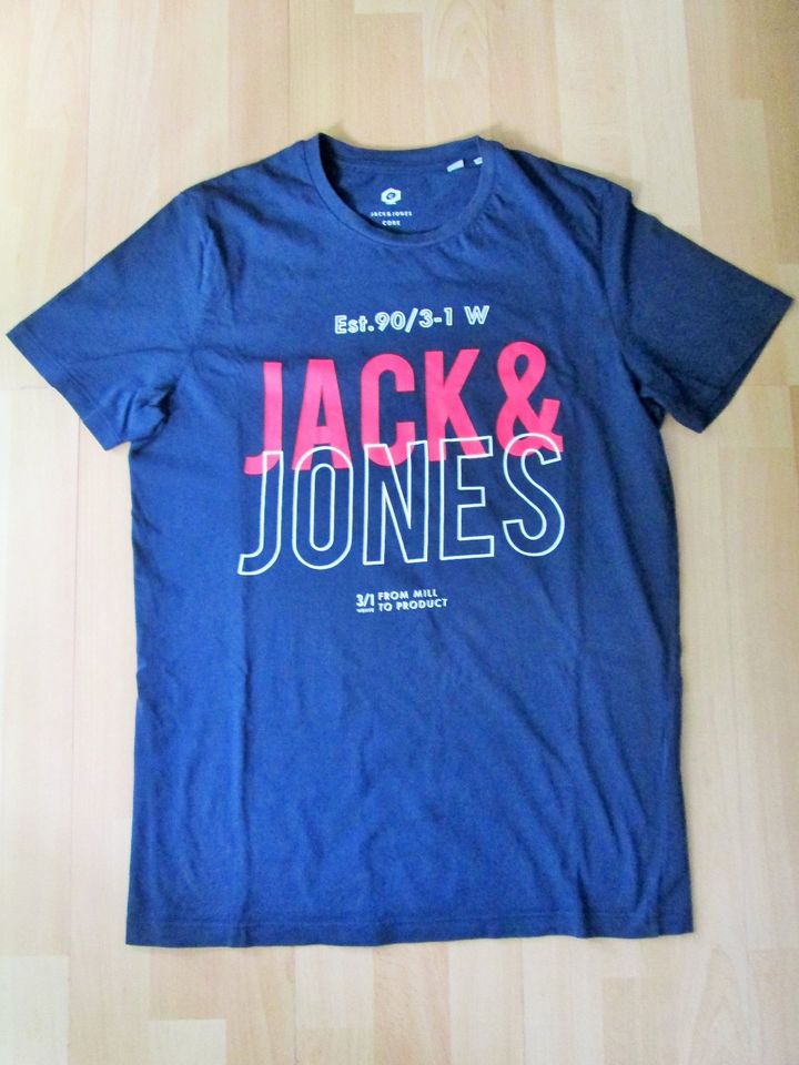 Jack & Jones T-Shirt Gr. M 48-50 in Hagen