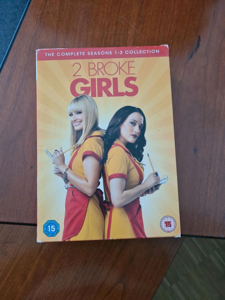 2 Broke girls Dvds in Centrum