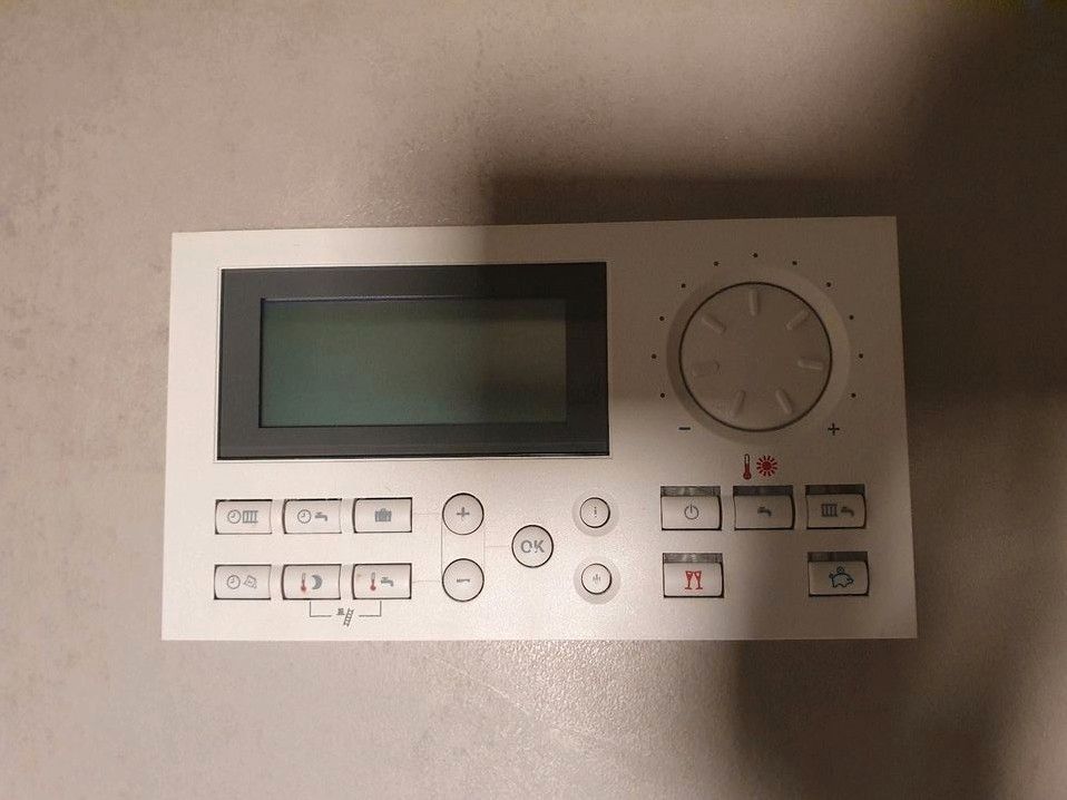 Viessmann Bedieneinheit 7141789 Vitotronic 200 in Laxten