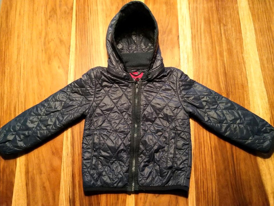 S. Oliver Steppjacke Jacke Übergang Gr. 92 abnehmbare Kapuze in Berlin -  Tempelhof | Babykleidung Größe 92 kaufen | eBay Kleinanzeigen ist jetzt  Kleinanzeigen