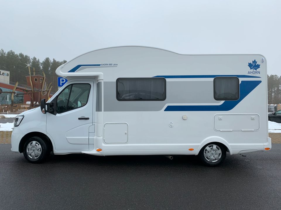 Wohnmobil Ahorn Camp T 660 Teilintegriert für bis zu 6 Personen in Neustrelitz