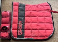 Eskadron Set Coral rosa Schabracke Big Square DL WB & Bandagen Kr. München - Neubiberg Vorschau