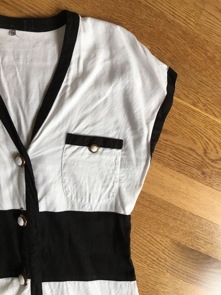 Retro Kleid weiß-schwarz Größe 38/40 70er Vintage in München