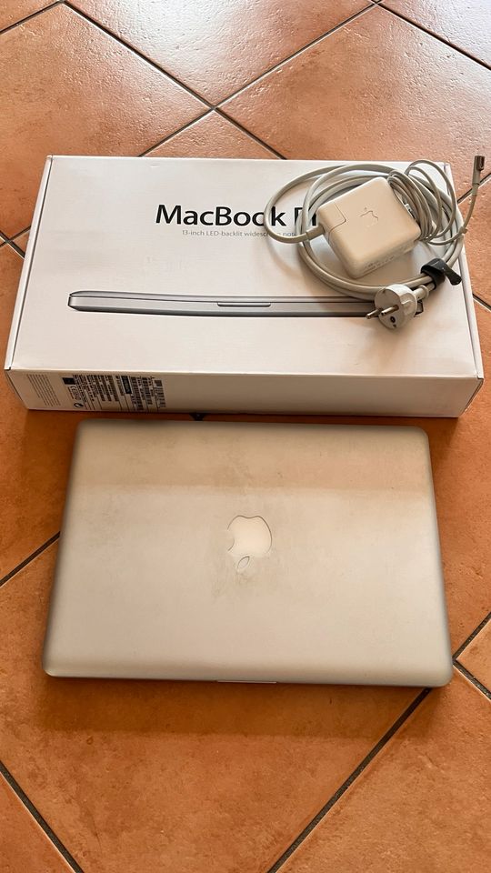 MacBook Pro 13 Zoll Notebook (ohne Festplatte) in Delmenhorst