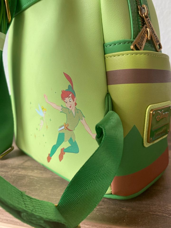 LE Loungefly Peter Pan Backpack, NEU in Hamminkeln