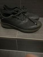 Schuhe Marke Adidas Größe 9,5 Saarland - Lebach Vorschau