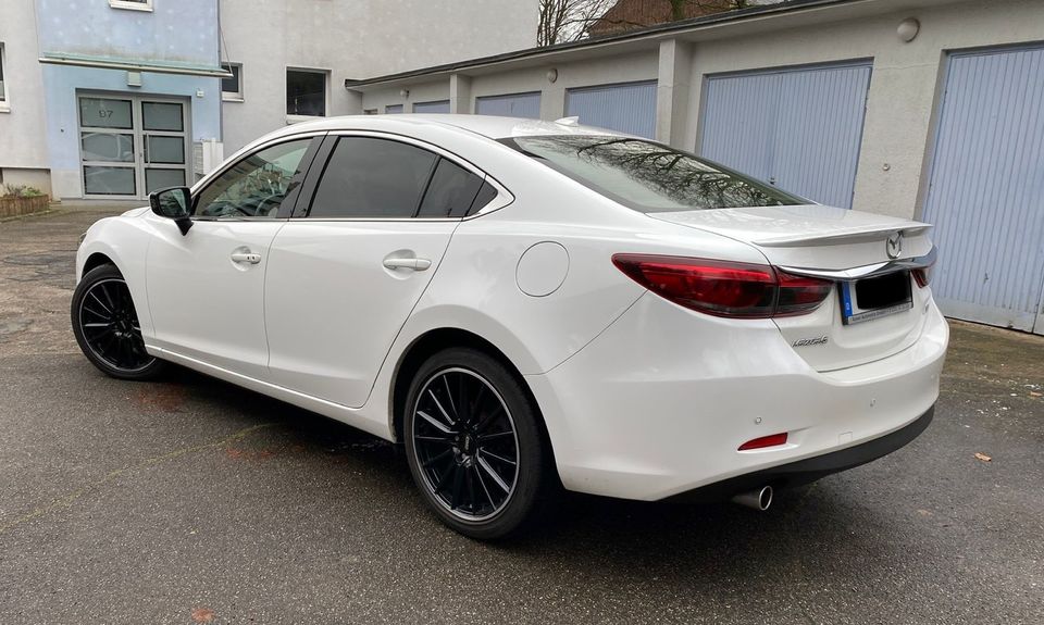 Mazda 6 SKYACTIV-G 192 Drive i-ELOOP Sport mit Bose-Soundsystem in Köln