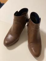 Stiefelette braun/gold Hessen - Lich Vorschau