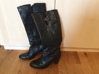Esprit Damen Leder Stiefel mit Absatz 7cm Schwarz Gr. 40 Bayern - Dingolfing Vorschau
