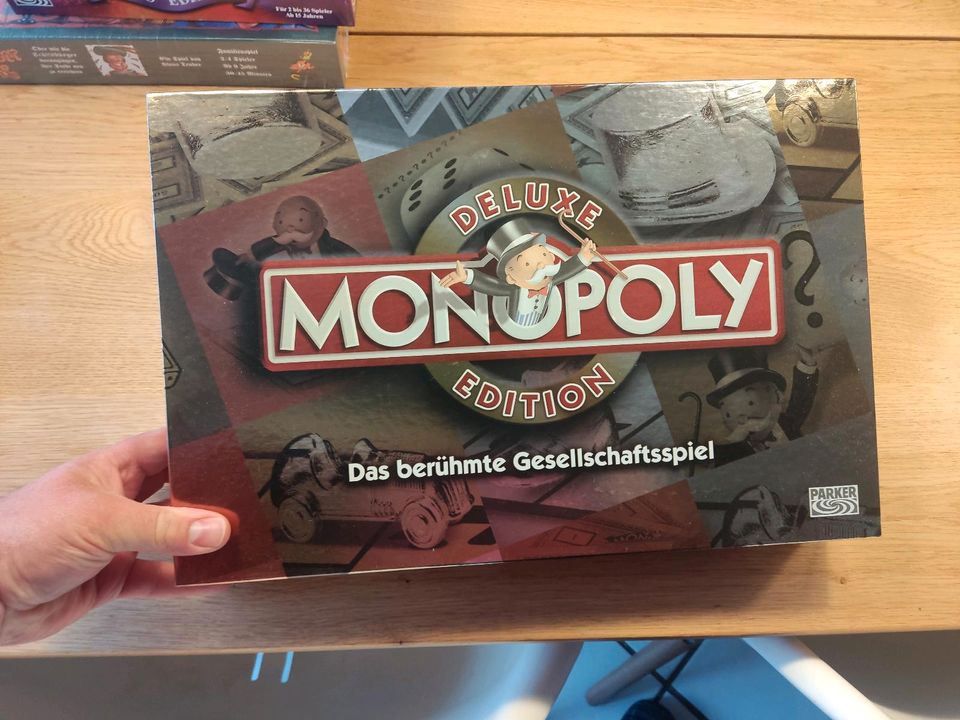 Monopoly Deluxe Edition neu original! in Winsen (Aller)