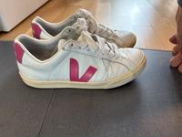 Veja Sneaker weiß gr 37 Frankfurt am Main - Gallusviertel Vorschau