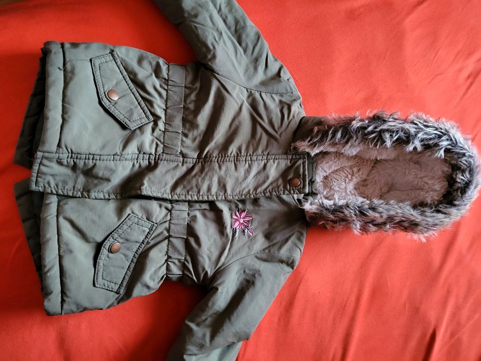 Parka für klein Mädchen gr 74 in Braunschweig