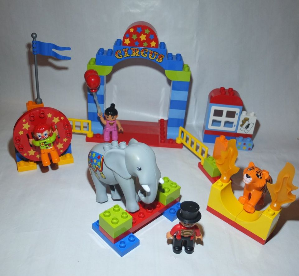 Lego Duplo Circus Zirkus Tiere Circusdirektor Clown sehr selten in Ottensoos