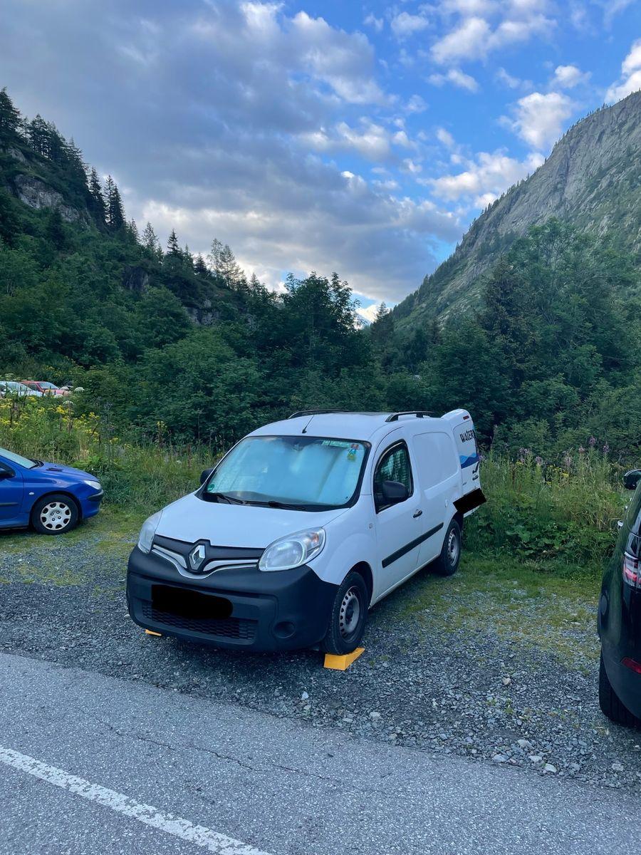 Abbildung des Autos Renault Kangoo Mini-Camp…