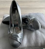 High Heels Gr 39 Silber/Grau Baden-Württemberg - Nürtingen Vorschau