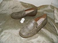 Naturella Slipper 38 grau neu NATURELLA Damen Sommerschuhe 38 Hessen - Schotten Vorschau