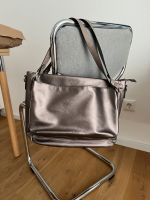 S. Oliver Handtasche metallic silber Ledertasche Schultertasche g Bayern - Mindelheim Vorschau