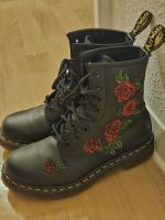 Dr Martens schwarz mit Rosen Stickerei 37 Bayern - Aschaffenburg Vorschau