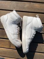 Schöne coole PUMA Schuhe; weiß; gr. 41 Bayern - Würzburg Vorschau
