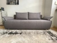 3 Sitze Sofa/ mit Schlaffunktion und Bettkasten Hessen - Hanau Vorschau