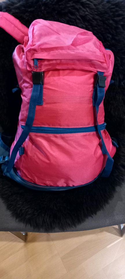 Rucksack/Bauchtasche in Ebersbach an der Fils