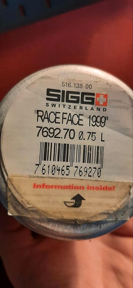 RACE FACE 1999 SIGG Trinkflasche NEU in Berlin