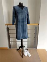 Sweatshirt Kleid blau, S 36 38 neuwertig Streifen Loungewear !!!! Nordrhein-Westfalen - Goch Vorschau