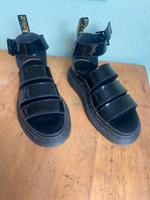 Dr. Martens Lack-Sandale Gr. 38 Hessen - Wiesbaden Vorschau