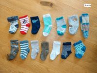 21 Paar Baby Socken Stoppersocken Gr.15-18 teilweise neu Niedersachsen - Lengede Vorschau