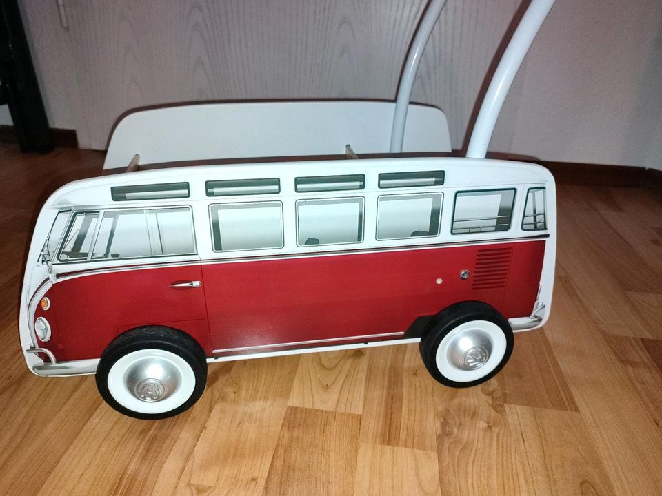 Hape VW Bus Lauflernwagen / Puppenwagen / Wagen in rot TOP in Wiesbaden