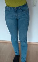 Levis Jeans Damen 710 super skinny 27/32 neuwertig Saarland - Völklingen Vorschau