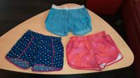 3 Shorts, kurze Hose super Zustand 1x dryfit u.a. Kids Gr 122/128 Sachsen - Ottendorf-Okrilla Vorschau