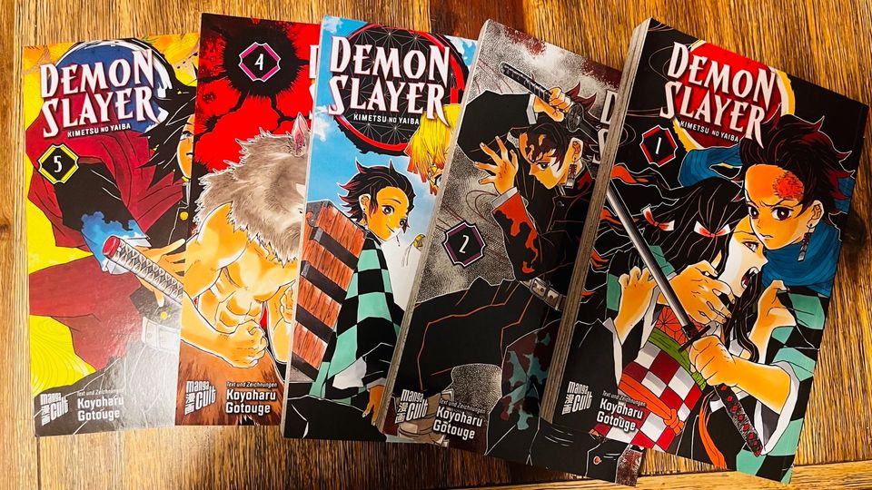 Demon Slayer Manga Band 1 - 5 in Hannover