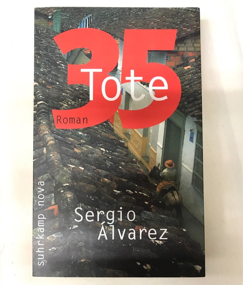 Sergio Alvarez „35 Tote“ in Murnau am Staffelsee