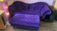 Lila Sofa 2,4m Barock / Chesterfield mit passendem Hocker Eimsbüttel - Hamburg Eidelstedt Vorschau