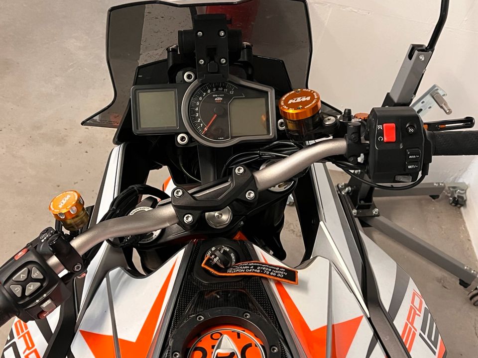 KTM Super Duke 1290 GT in Syke