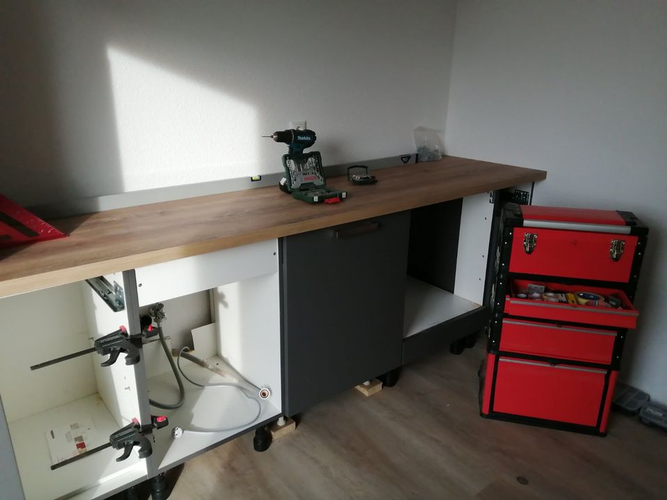 Erfahrener Küchenmonteur übernimmt Küchenmontage / Küchenaufbau (auch IKEA-Küchen) in Pohlheim