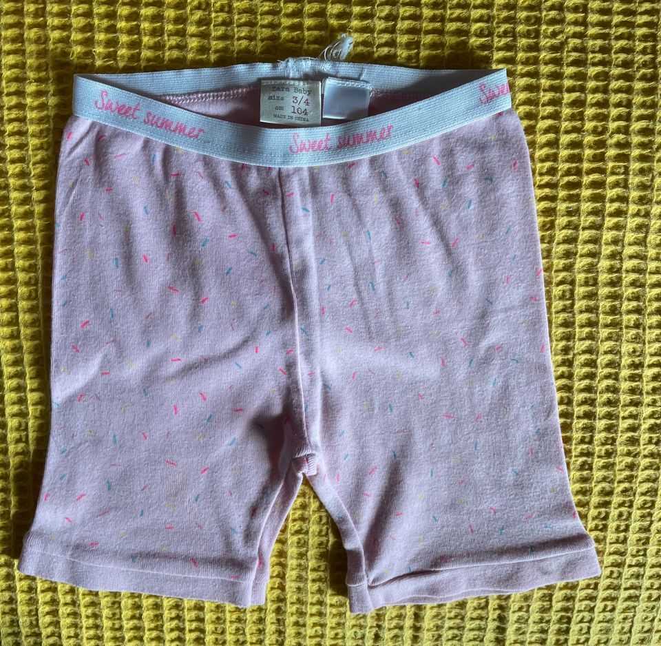 Eis-Pyjama von Zara ~ Gr. 98/104 cm in Berlin