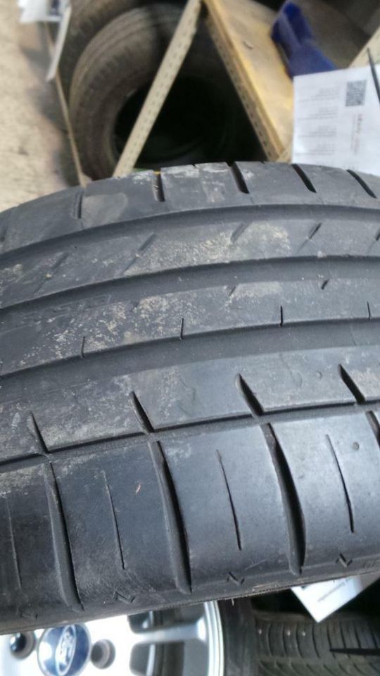 4x 215/40/R17 91Y Kumho Sommerreifen auf Ford Alufelgen (ET 47,5) in Bad Harzburg