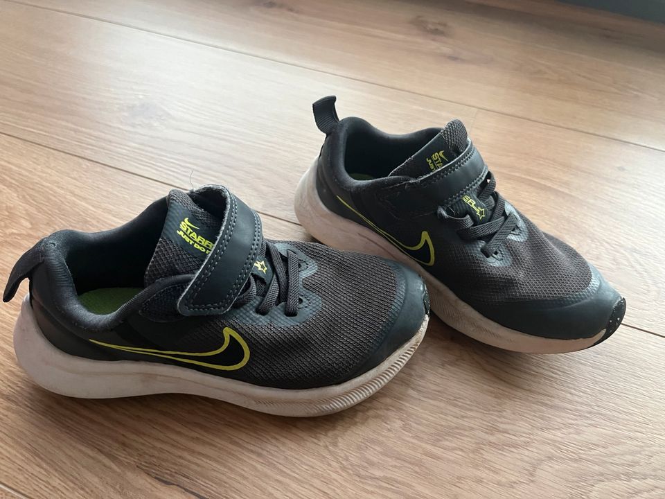 Nike Turnschuhe 28,5 in Rheinland-Pfalz - Rockenhausen | Gebrauchte  Kinderschuhe Größe 28 kaufen | eBay Kleinanzeigen ist jetzt Kleinanzeigen