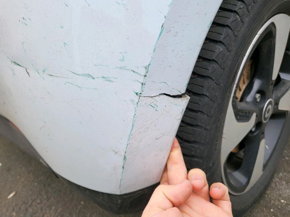 Lackierer - Fahrzeuglackierer - Unfall - Smart Repair in Romrod