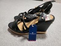 Sandalen Schuhe Gr. 39 Tom Tailor NEU Damen Nordrhein-Westfalen - Mönchengladbach Vorschau