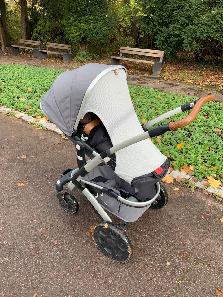 Joolz Kinderwagen Geo 2 + Babyschale Cybex M i-Size + Adapter in Stuttgart