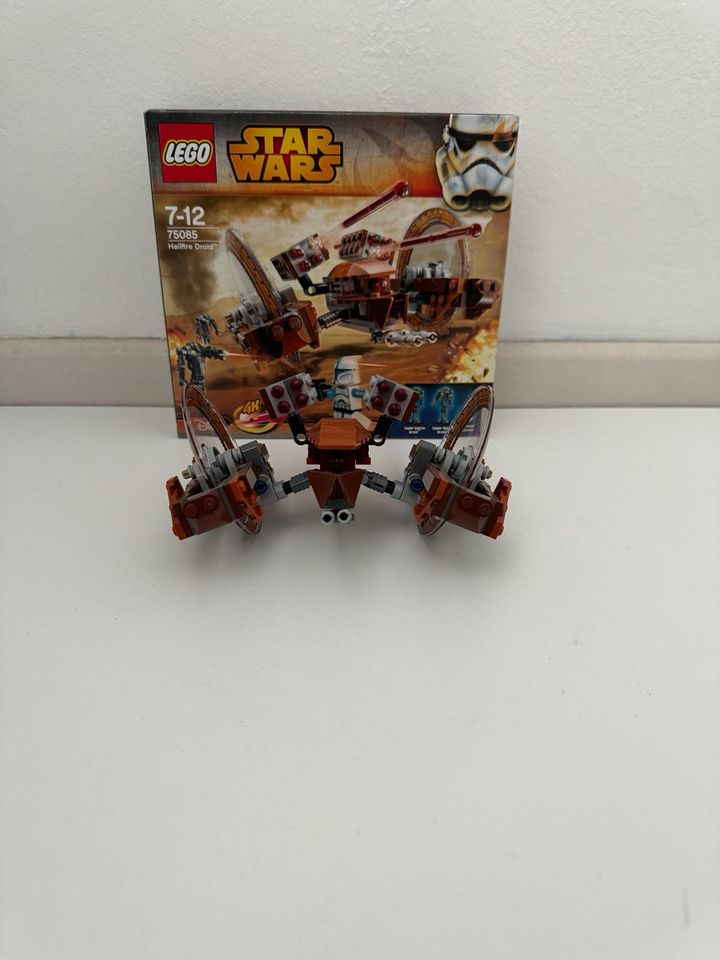 Lego Star Wars 75085 mit Figuren + OVP + Bauanl. in Staufen im Breisgau