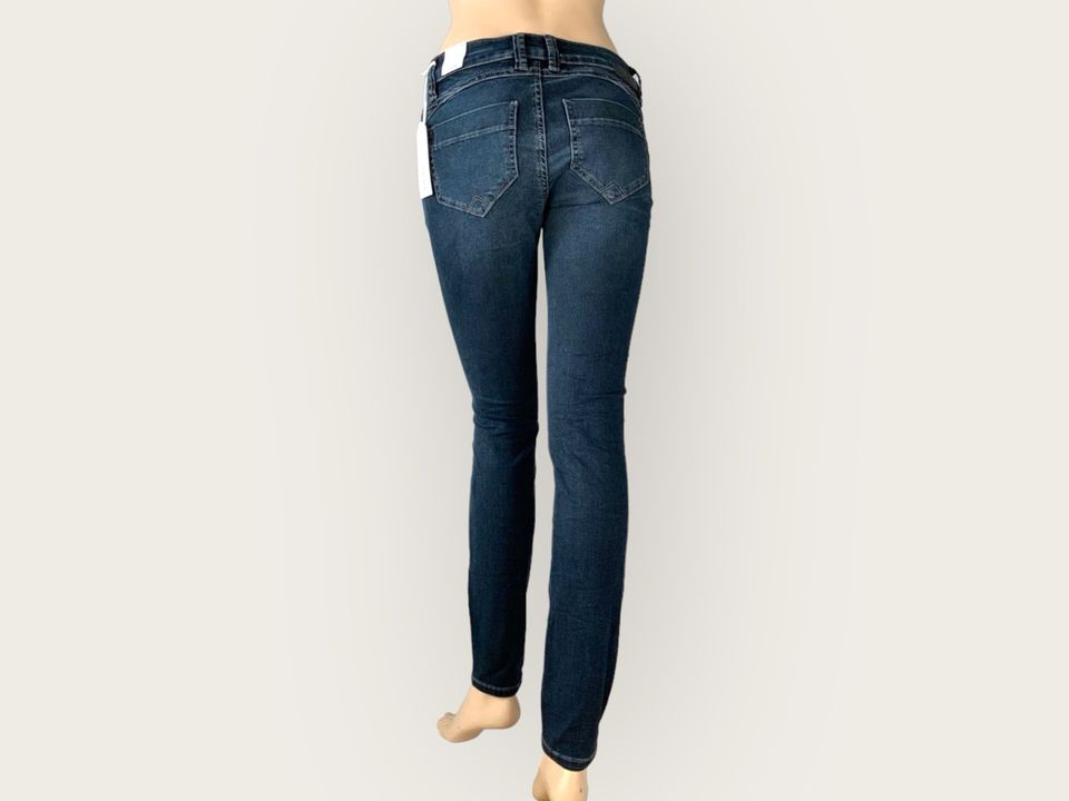 GANG Jeans Nikita 26 30 31 32 -NEU- 39€* zzgl Versand in Troisdorf