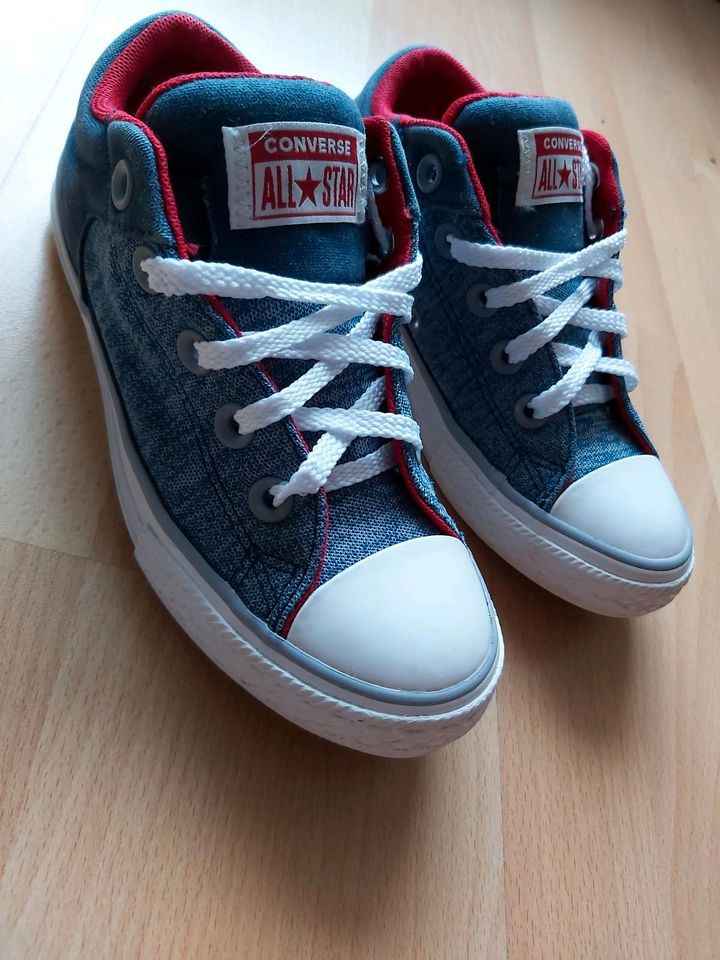 Coole All Star Converse Sneaker Gr. 31,5 neuwertig in Riesa
