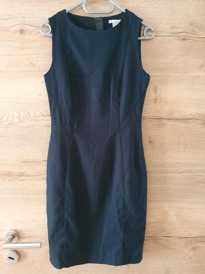 Abendkleid festlich gr. 36 S dunkelblau H&M in Stadtoldendorf