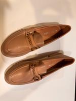 Loafer Slipper taupe dunkel beige Gr 39 NEU Miss Laura Sachsen - Schönwölkau-Hohenroda Vorschau