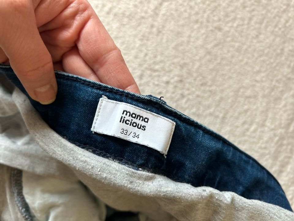 Mamalicious Umstandsjeans 33/34 Größe 42 in Nürnberg (Mittelfr)