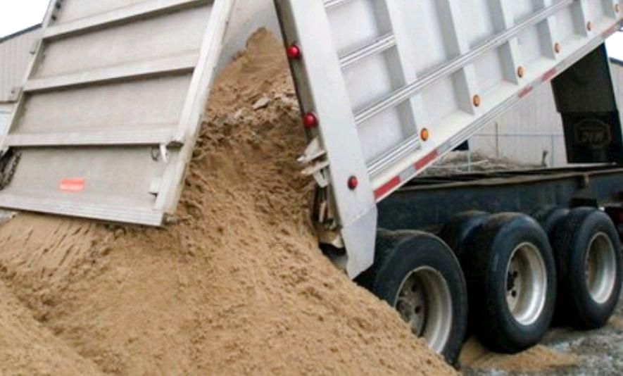 Schüttgut Schotter Frostschutz Mutterboden in Zedlitz